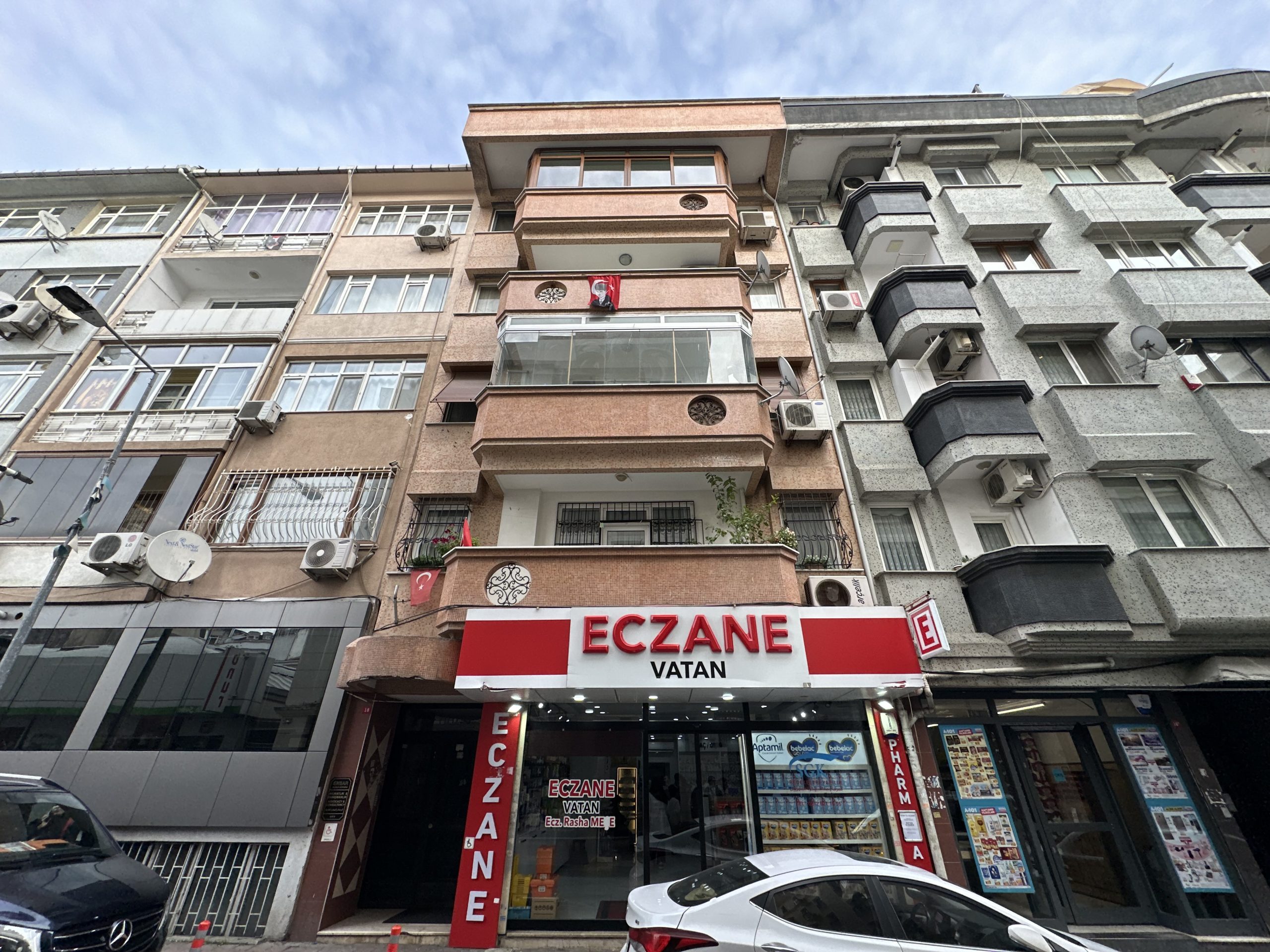 Akşemsettin mahallesi, Hakperest Sokak, No:22 Fatih/İstanbul - 2